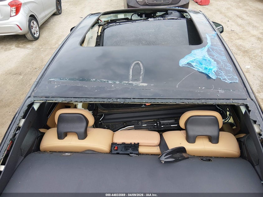 2018 Volvo S90 VIN LVY982MK3JP023863 IAAI salvage auction — HAIL, Salvage Title, sold $2,000 on 2026-07-28 (photo 6)
