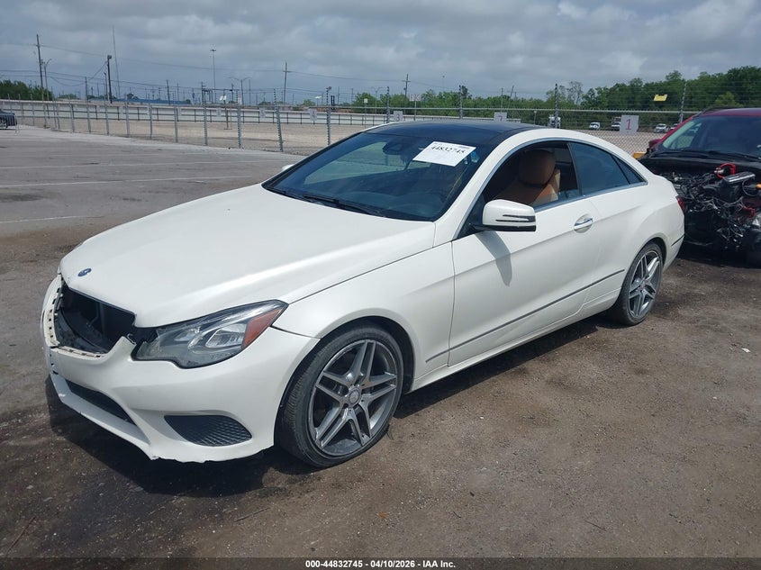 2014 Mercedes-benz E-klasse VIN WDDKJ5KB9EF251952 IAAI salvage auction — NORMAL WEAR, Salvage (Texas), sold $1,100 on 2026-07-20 (photo 2)