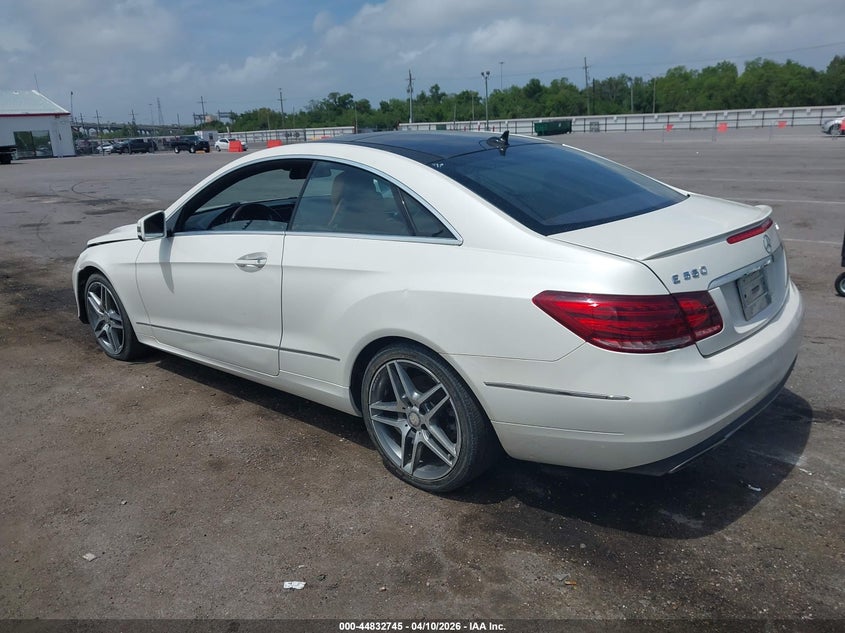 2014 Mercedes-benz E-klasse VIN WDDKJ5KB9EF251952 IAAI salvage auction — NORMAL WEAR, Salvage (Texas), sold $1,100 on 2026-07-20 (photo 3)