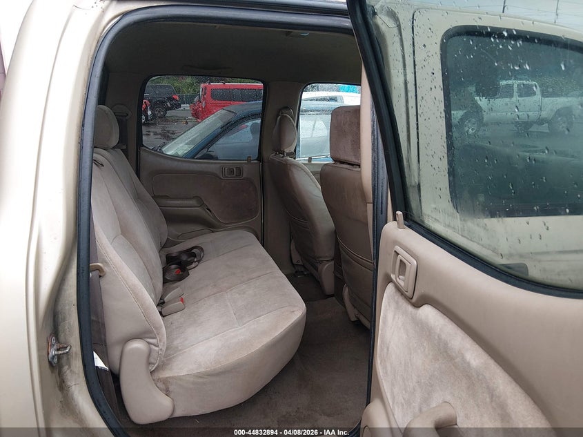 2004 Toyota Tacoma VIN 5TEGN92N04Z451917 IAAI salvage auction — LEFT FRONT, Clear (Hawaii), sold $125 on 2026-07-21 (photo 8)