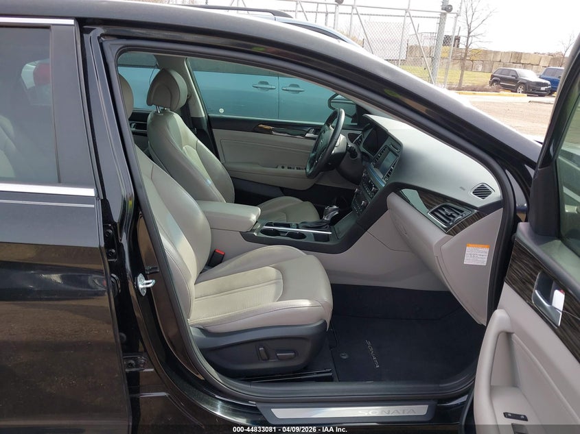 2017 Hyundai Sonata VIN KMHE34L38HA071300 IAAI salvage auction — HAIL, Salvage Title, sold $1,975 on 2026-07-29 (photo 5)