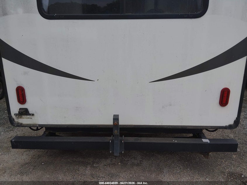2018 Jeep VIN 5ZT3CKUB7J2700517 IAAI salvage auction — STORM DAMAGE, Salvage (Louisiana), sold $25 on 2026-07-27 (photo 7)