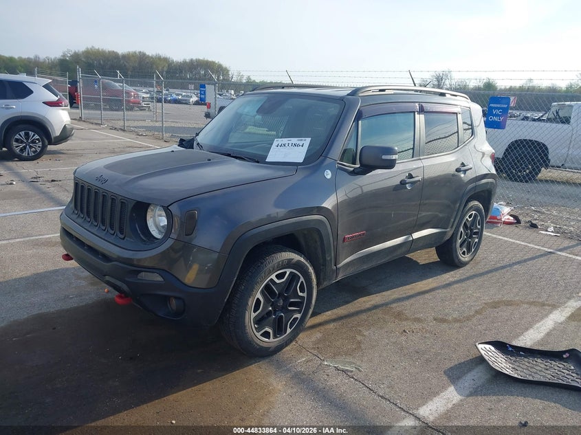 2017 Jeep Renegade VIN ZACCJBCB1HPF28171 IAAI salvage auction — RIGHT SIDE, Clear (Indiana), sold $1,950 on 2026-07-09 (photo 2)