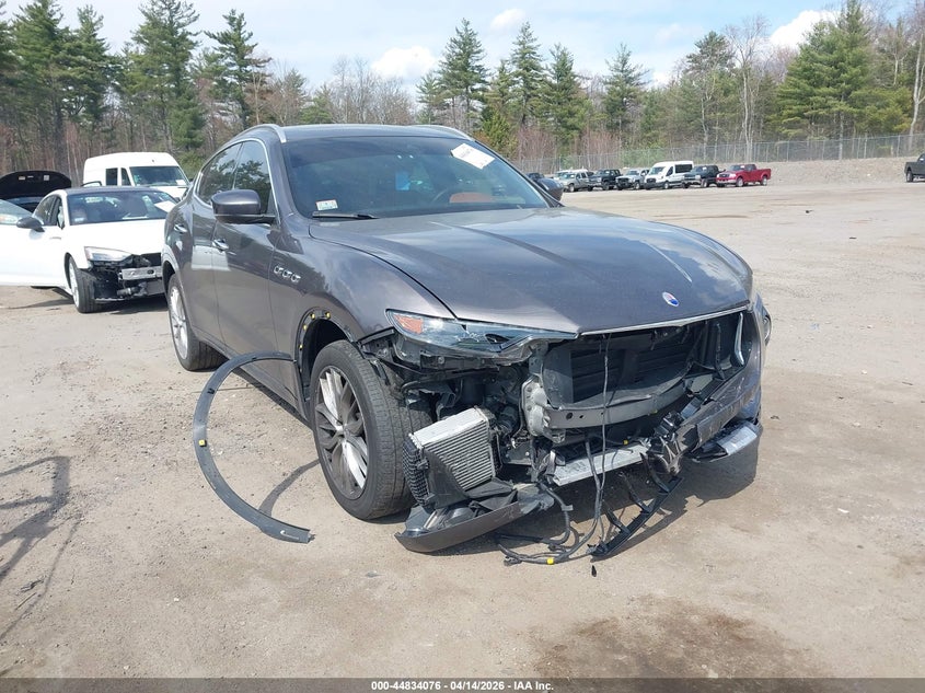 2020 Maserati Levante VIN ZN661XUL4LX354652 IAAI salvage auction — FRONT END, Salvage Title, sold $7,900 on 2026-07-31 (photo 6)