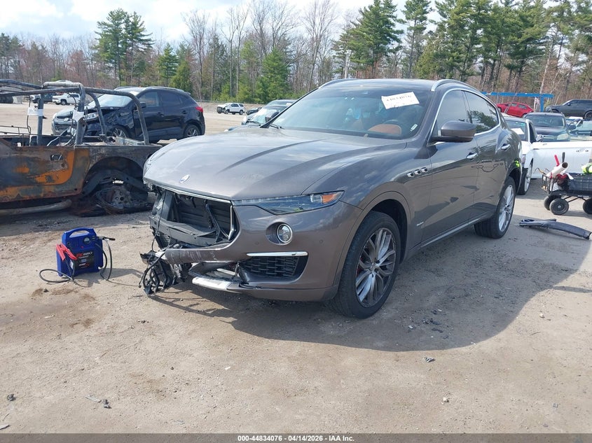 2020 Maserati Levante VIN ZN661XUL4LX354652 IAAI salvage auction — FRONT END, Salvage Title, sold $7,900 on 2026-07-31 (photo 2)