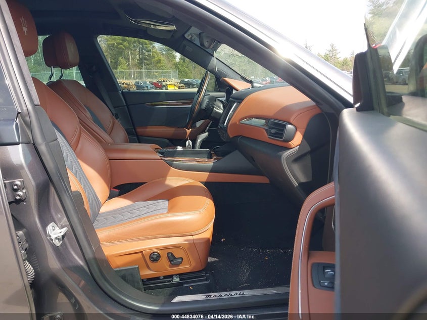 2020 Maserati Levante VIN ZN661XUL4LX354652 IAAI salvage auction — FRONT END, Salvage Title, sold $7,900 on 2026-07-31 (photo 5)