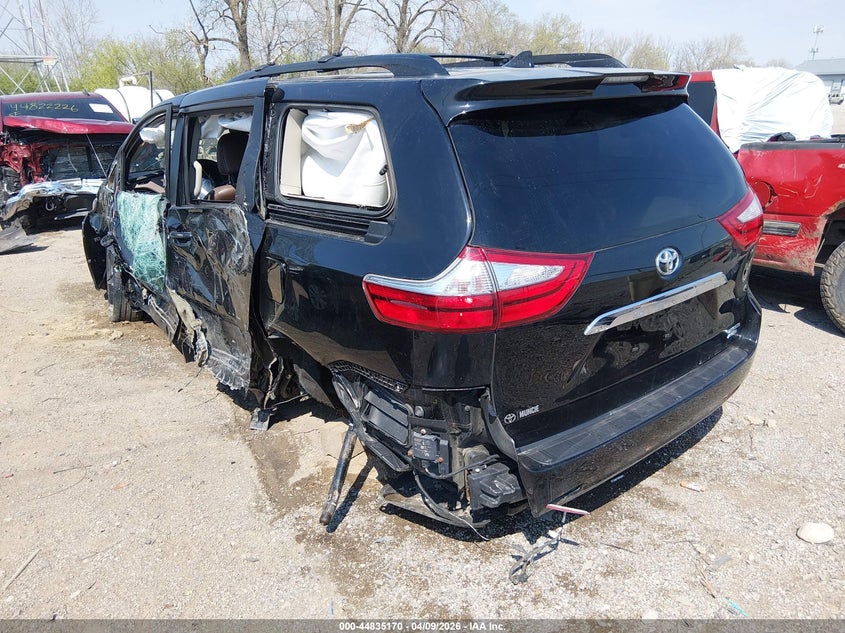2018 Toyota Sienna VIN 5TDDZ3DC6JS192262 IAAI salvage auction — LEFT SIDE, Salvage Title, sold $2,450 on 2026-07-29 (photo 3)