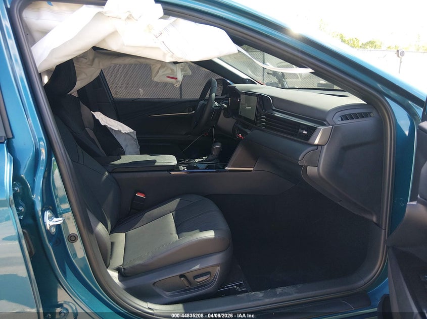 2026 Toyota Camry VIN 4T1DAACKXTU688177 IAAI salvage auction — SIDE, Salvage (Mississippi), sold $11,100 on 2026-07-29 (photo 5)