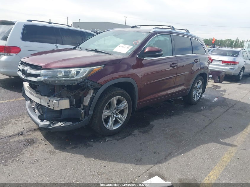 2018 Toyota Highlander VIN 5TDDZRFH6JS869581 IAAI salvage auction — UNKNOWN, Salvage Title, sold $7,700 on 2026-07-23 (photo 2)