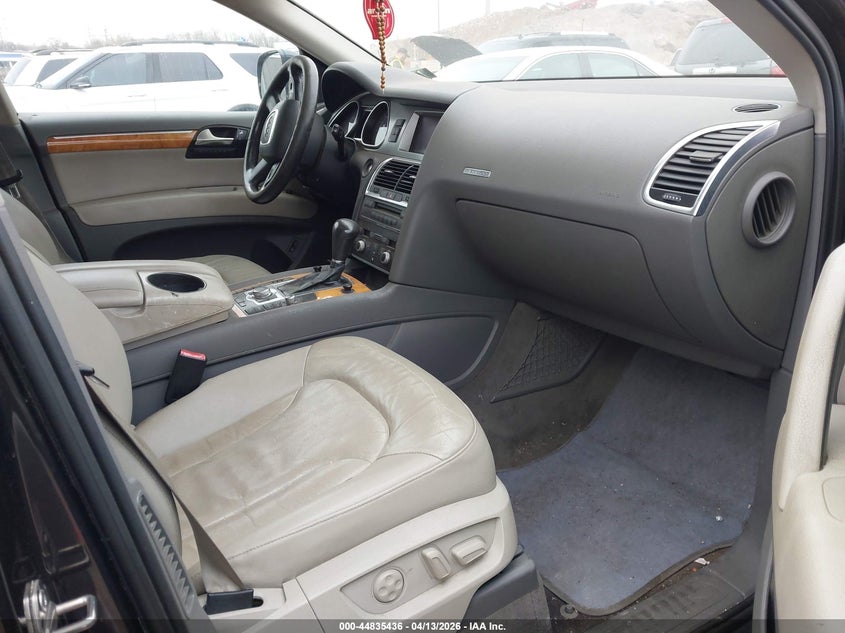 2008 Audi Q7 VIN WA1BY74L08D027972 IAAI salvage auction — REAR END, Salvage (Pennsylvania), sold $550 on 2026-07-07 (photo 5)