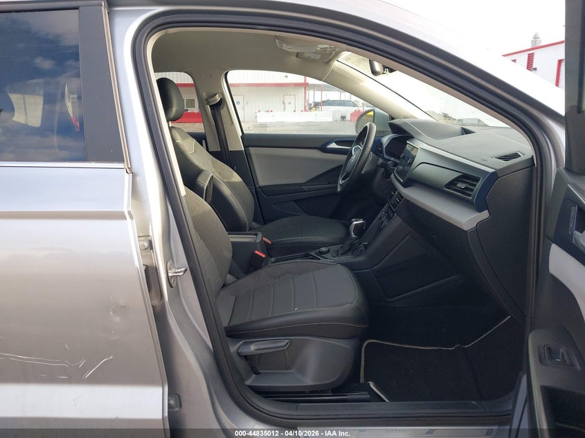 2023 Volkswagen Taos VIN 3VVYX7B22PM302209 IAAI salvage auction — RIGHT FRONT, Salvage Title, sold $7,900 on 2026-07-23 (photo 5)