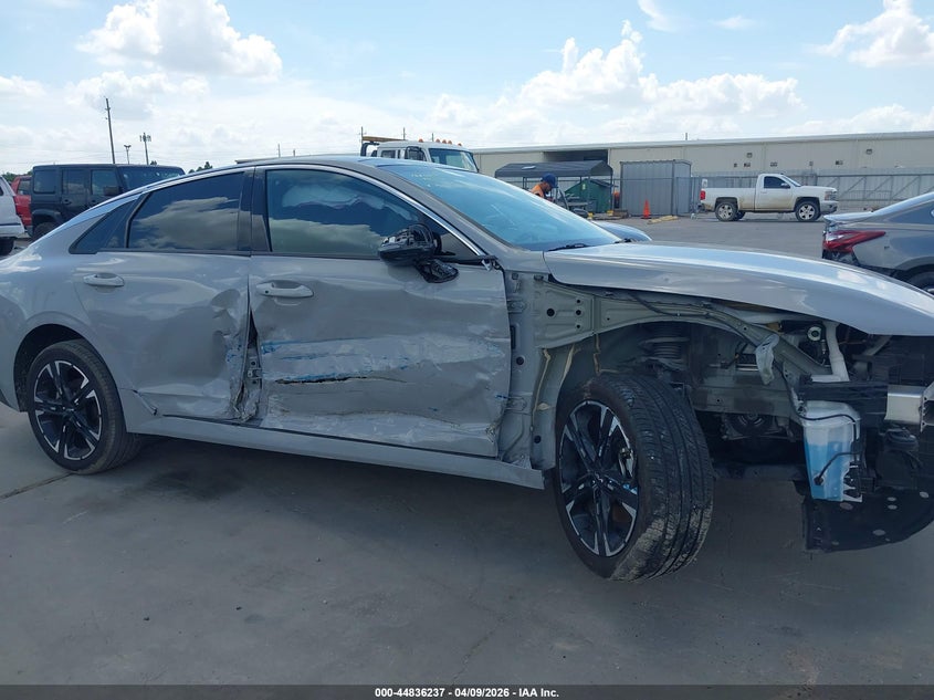 2022 Kia K5 VIN 5XXG64J28NG128061 IAAI salvage auction — RIGHT SIDE, Original (Texas), sold $4,700 on 2026-07-16 (photo 6)