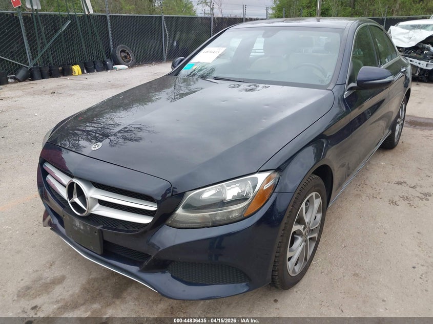 2018 Mercedes-benz C-klasse VIN 55SWF4KB5JU254299 IAAI salvage auction — HAIL, Clear (Kansas), sold $7,200 on 2026-08-19 (photo 2)