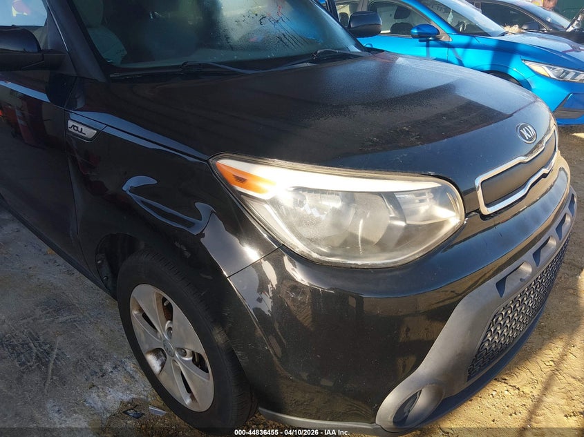 2015 Kia Soul VIN KNDJN2A20F7211071 IAAI salvage auction — FRONT END, Clear (Florida), sold $625 on 2026-07-07 (photo 6)