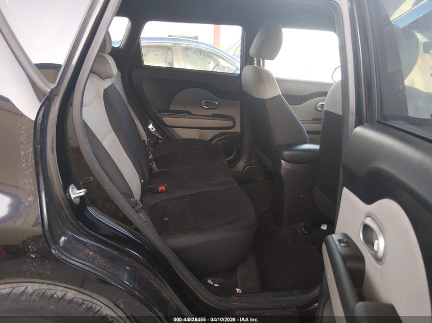 2015 Kia Soul VIN KNDJN2A20F7211071 IAAI salvage auction — FRONT END, Clear (Florida), sold $625 on 2026-07-07 (photo 8)