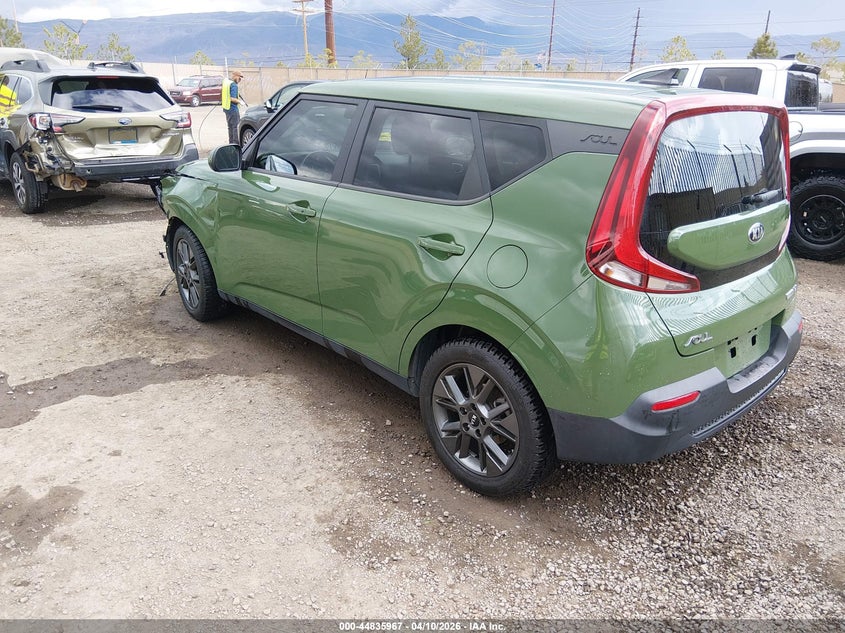 2021 Kia Soul VIN KNDJ33AU4M7127619 IAAI salvage auction — FRONT END, Salvage Title, sold $3,050 on 2026-07-31 (photo 3)