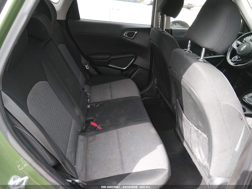 2021 Kia Soul VIN KNDJ33AU4M7127619 IAAI salvage auction — FRONT END, Salvage Title, sold $3,050 on 2026-07-31 (photo 8)