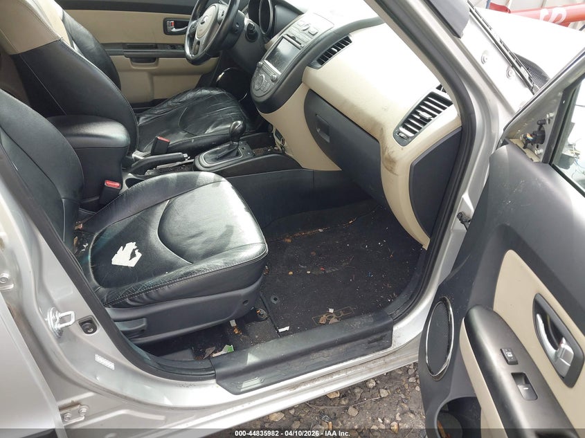 2013 Kia Soul VIN KNDJT2A68D7511530 IAAI salvage auction — RIGHT SIDE, Salvage Title, sold $350 on 2026-07-23 (photo 5)