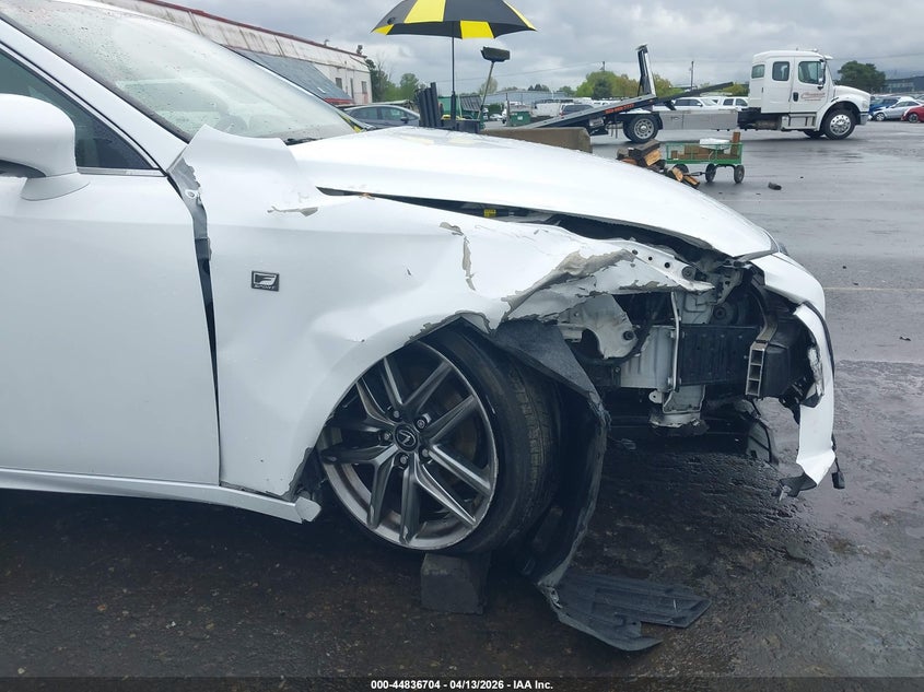 2015 Lexus Is VIN JTHBF1D22F5081389 IAAI salvage auction — RIGHT SIDE, Wait Title, sold $5,100 on 2026-07-23 (photo 6)