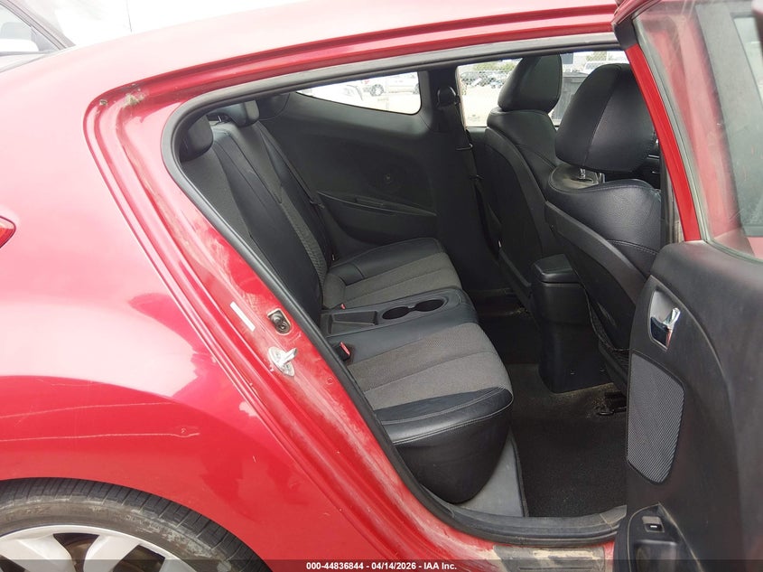 2013 Hyundai Veloster VIN KMHTC6AD5DU135736 IAAI salvage auction — LEFT SIDE, Wait Title, sold $1,050 on 2026-07-22 (photo 8)