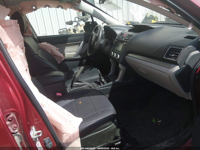 2017 Subaru Forester VIN JF2SJAAC5HG477323 IAAI salvage auction — FRONT & REAR, Salvage (Vermont), sold $225 on 2026-07-23 (photo 5)