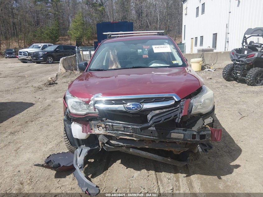 2017 Subaru Forester VIN JF2SJAAC5HG477323 IAAI salvage auction — FRONT & REAR, Salvage (Vermont), sold $225 on 2026-07-23 (photo 6)