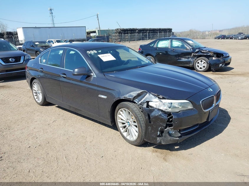 2013 BMW 5er VIN WBAFU7C58DDU70805 IAAI salvage auction — RIGHT FRONT, Salvage (New Jersey), sold $1,550 on 2026-07-10 (photo 1)
