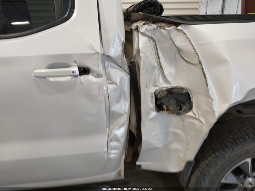 2019 Chevrolet Silverado VIN 1GCUYEED0KZ325409 IAAI salvage auction — LEFT SIDE, Salvage (Colorado), sold $7,900 on 2026-07-29 (photo 6)