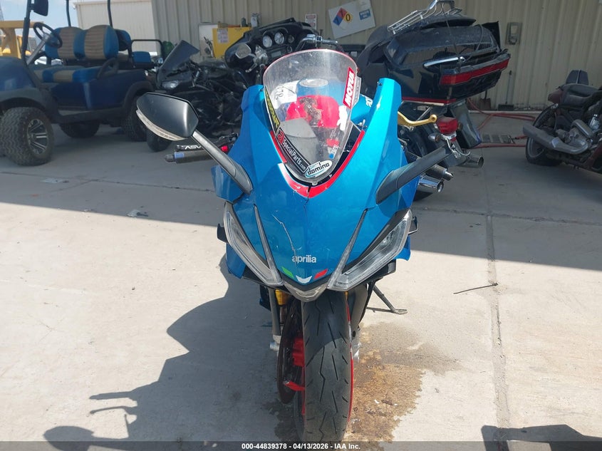 2026 Aprilia Rs VIN ZD4XGUA01TS000862 IAAI salvage auction — FRONT END, Salvage (Texas), sold $2,575 on 2026-07-07 (photo 5)