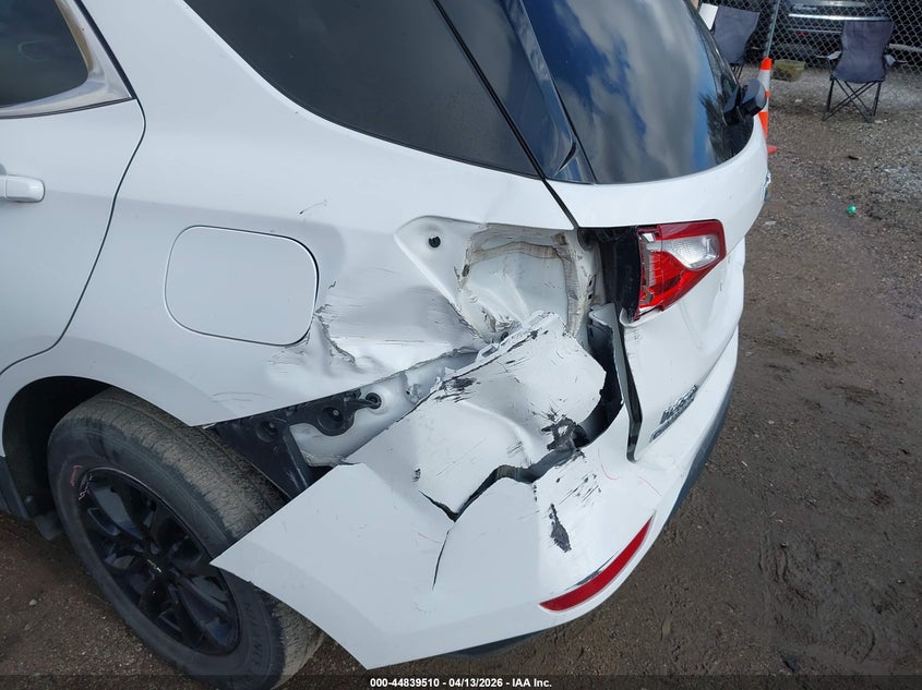 2020 Chevrolet Equinox VIN 2GNAXKEV3L6189472 IAAI salvage auction — LEFT REAR, Salvage Title, sold $3,875 on 2026-08-03 (photo 6)