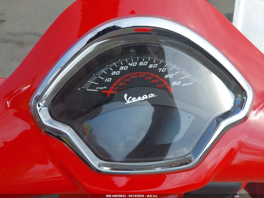 2024 Vespa - VIN ZAPMD39M1R5201269 IAAI salvage auction — FRONT END, Salvage Title, sold $750 on 2026-07-22 (photo 7)