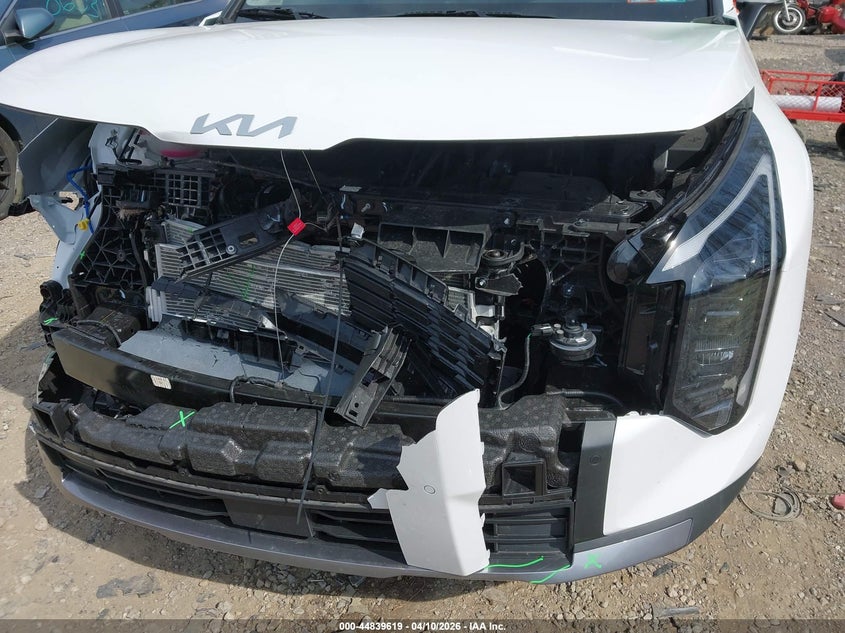 2026 Kia Sportage VIN 5XYK3CDF0TG381265 IAAI salvage auction — FRONT END, Salvage Title, sold $11,150 on 2026-07-14 (photo 6)