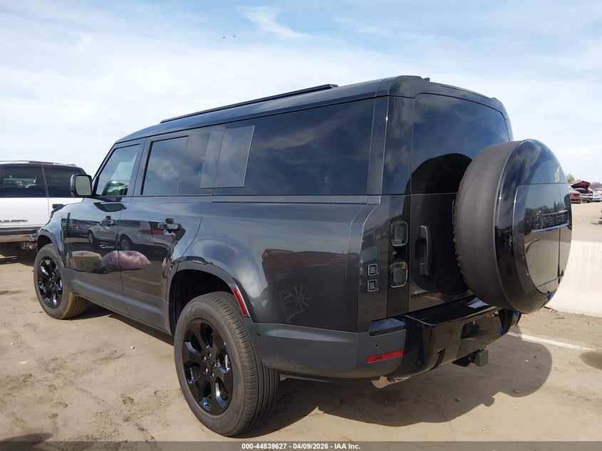 2026 Land rover Defender VIN SALEJFFU0T2490599 IAAI salvage auction — RIGHT FRONT, Salvage Title, sold $20,600 on 2026-07-14 (photo 3)