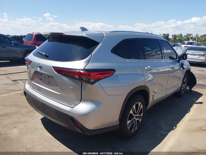 2021 Toyota Highlander VIN 5TDGZRAH2MS538098 IAAI salvage auction — FRONT END, Salvage Title, sold $8,900 on 2026-07-10 (photo 4)
