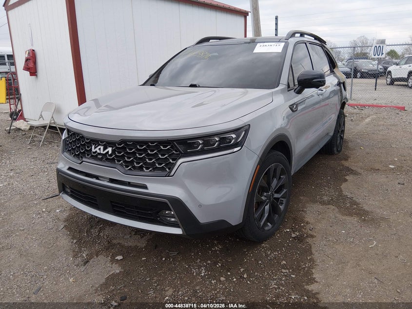 2022 Kia Sorento VIN 5XYRKDLF4NG105361 IAAI salvage auction — INTERIOR BURN, Salvage Title, sold $4,700 on 2026-07-22 (photo 2)