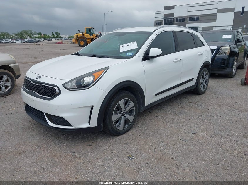 2019 Kia Niro VIN KNDCB3LC1K5347650 IAAI salvage auction — REAR END, Wait Title, sold $4,200 on 2026-07-07 (photo 2)