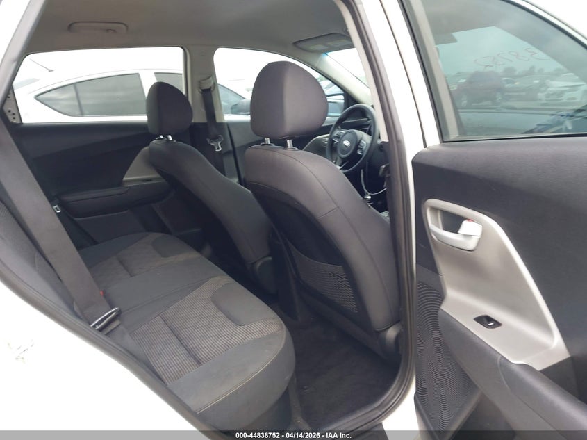 2019 Kia Niro VIN KNDCB3LC1K5347650 IAAI salvage auction — REAR END, Wait Title, sold $4,200 on 2026-07-07 (photo 8)