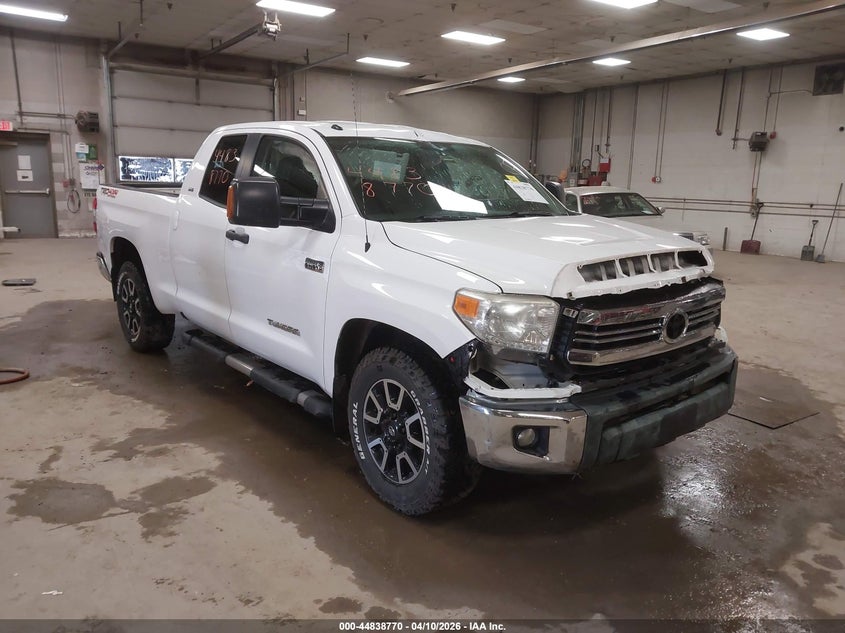 2015 Toyota Tundra VIN 5TFUY5F11FX462073 IAAI salvage auction — FRONT END, Salvage Title, sold $8,700 on 2026-08-02 (photo 1)