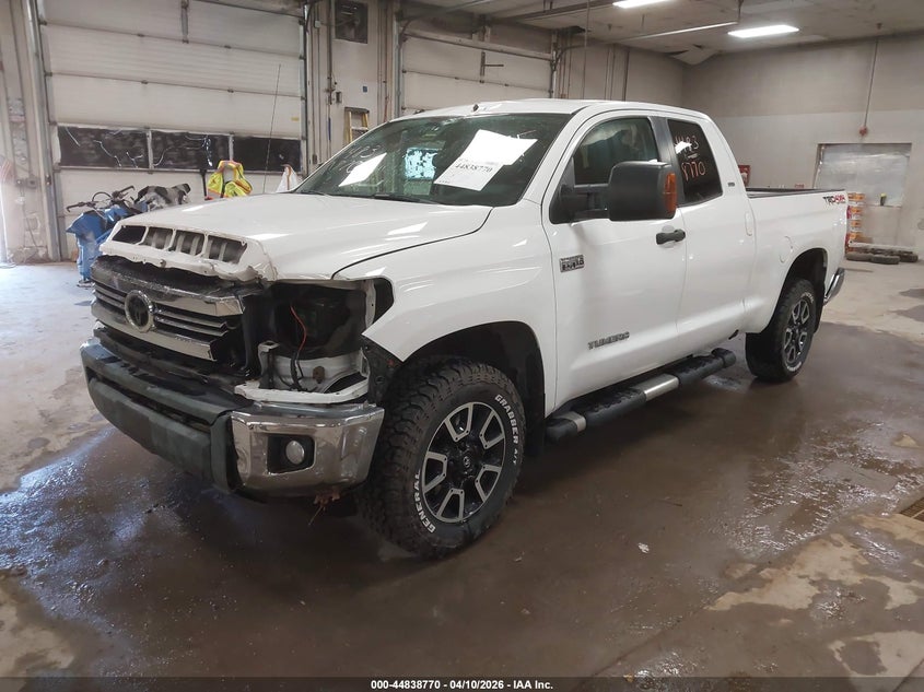 2015 Toyota Tundra VIN 5TFUY5F11FX462073 IAAI salvage auction — FRONT END, Salvage Title, sold $8,700 on 2026-08-02 (photo 2)