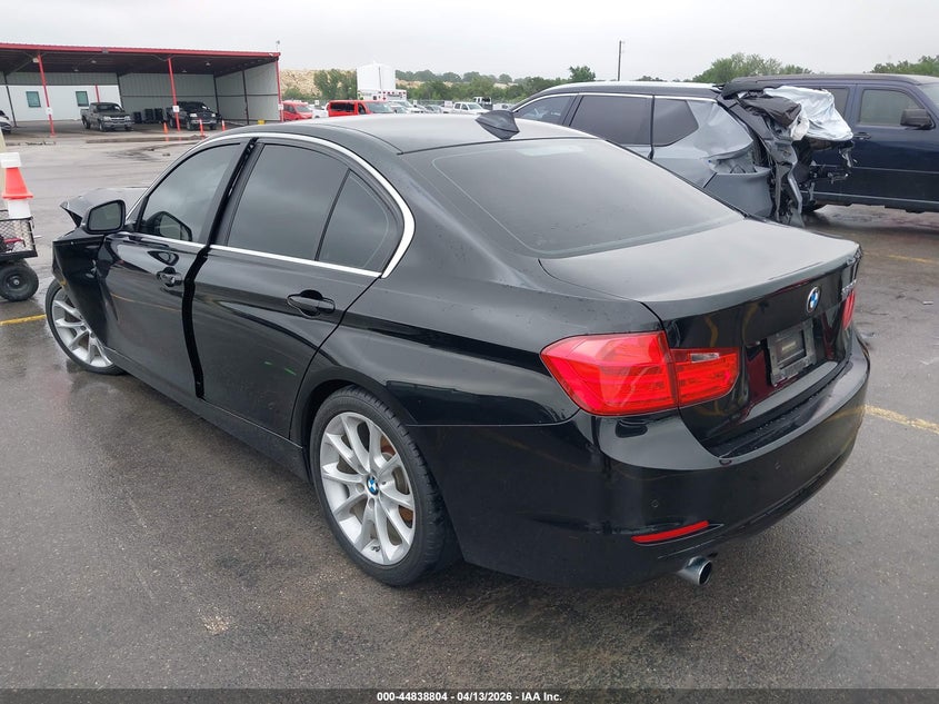 2015 BMW 3er VIN WBA3B1G56FNT64477 IAAI salvage auction — LEFT FRONT, Salvage (Texas), sold $1,450 on 2026-07-09 (photo 3)