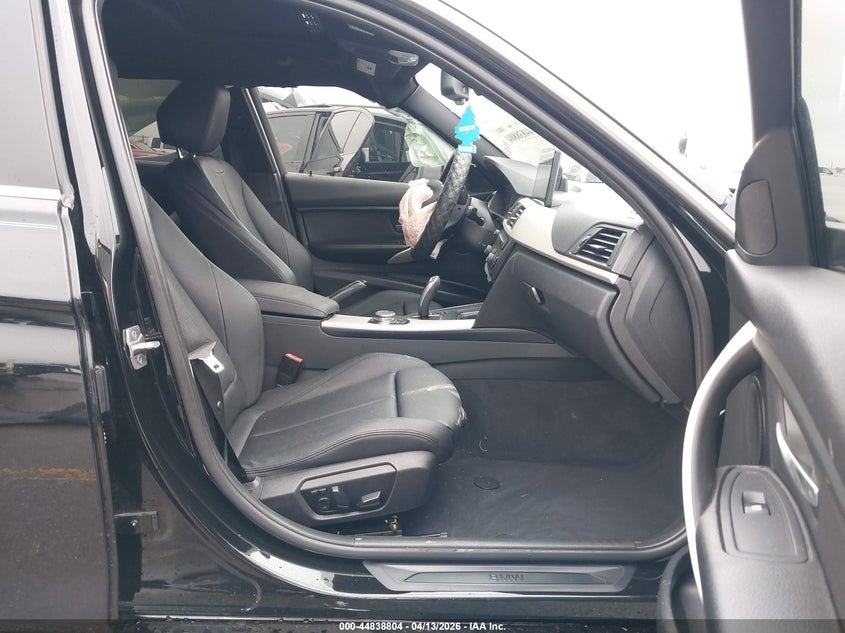 2015 BMW 3er VIN WBA3B1G56FNT64477 IAAI salvage auction — LEFT FRONT, Salvage (Texas), sold $1,450 on 2026-07-09 (photo 5)