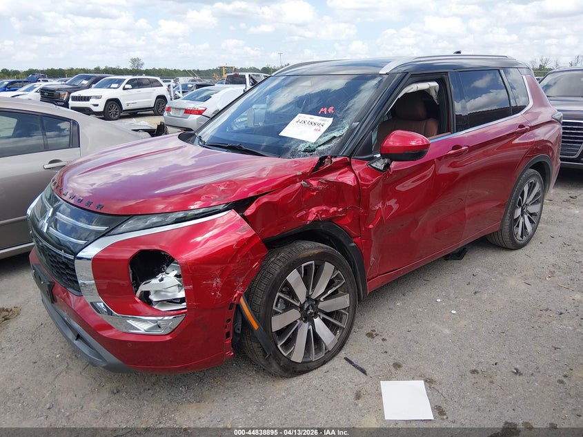 2025 Mitsubishi Outlander VIN JA4J3WA89SZ038872 IAAI salvage auction — LEFT FRONT, Wait Title, sold $6,800 on 2026-09-02 (photo 2)