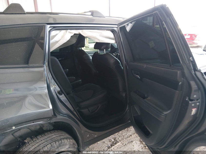 2021 Toyota Highlander VIN 5TDLZRAH4MS032822 IAAI salvage auction — BIO HAZARD, Salvage Title, sold $3,050 on 2026-07-14 (photo 8)