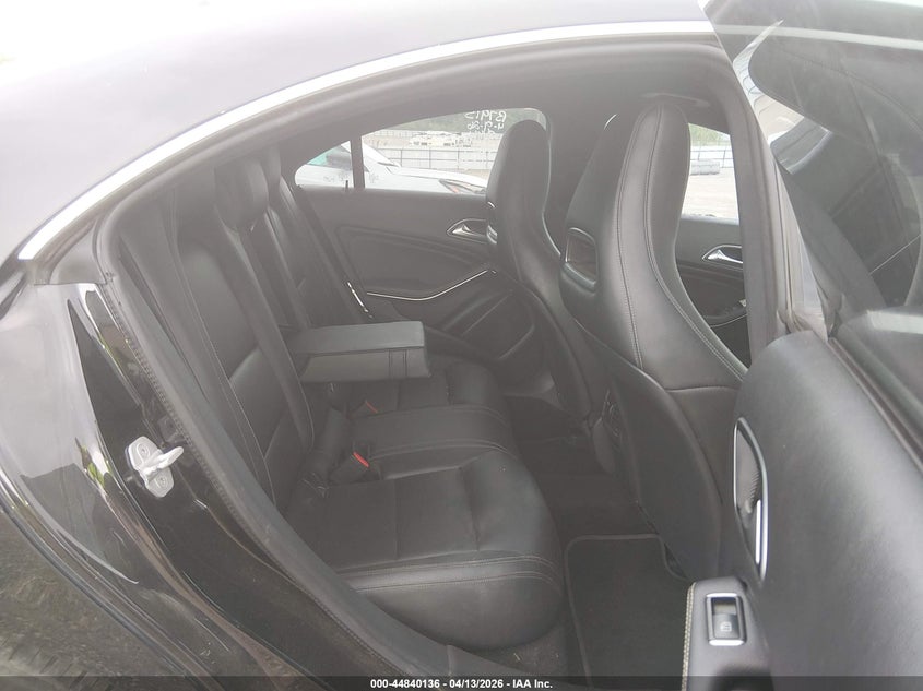 2016 Mercedes-benz Cla-klasse VIN WDDSJ4EB6GN370752 IAAI salvage auction — LEFT FRONT, Salvage Title, sold $2,100 on 2026-08-19 (photo 8)