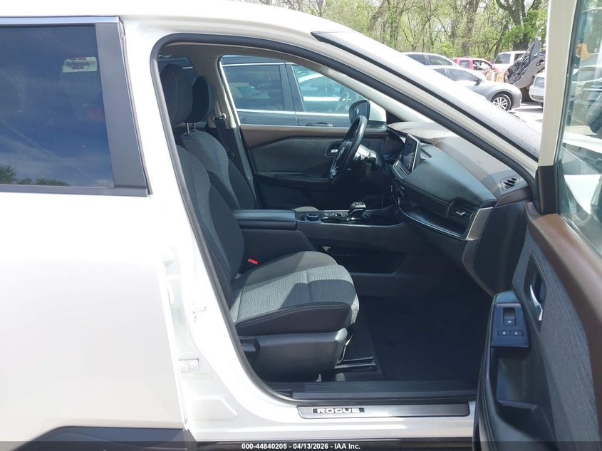 2023 Nissan Rogue VIN 5N1BT3BB3PC911184 IAAI salvage auction — HAIL, Salvage Title, sold $8,950 on 2026-07-29 (photo 5)