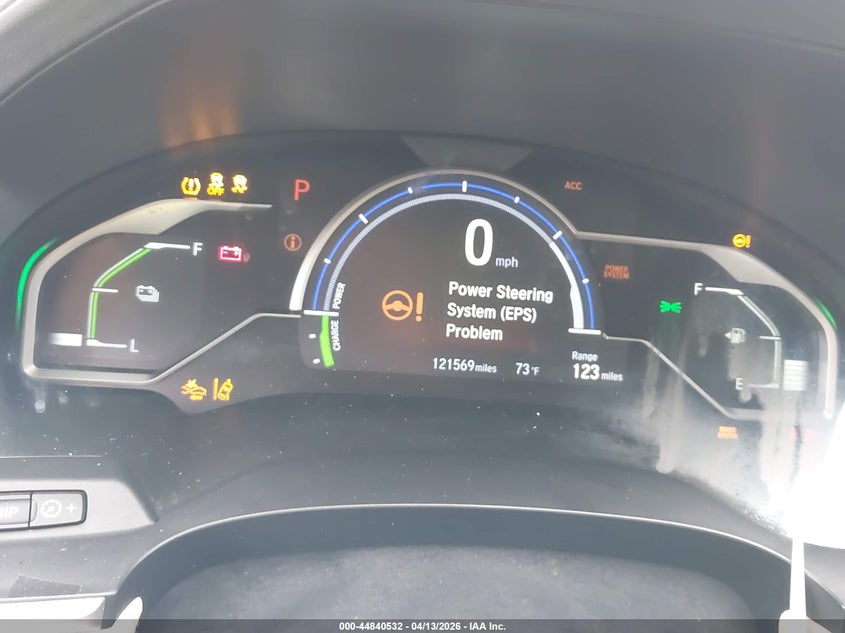 2018 Honda Clarity VIN JHMZC5F38JC022548 IAAI salvage auction — LEFT FRONT, Salvage Title, sold $1,400 on 2026-07-08 (photo 7)