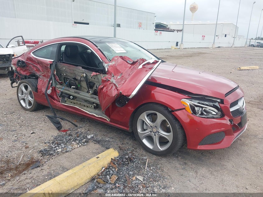 2017 Mercedes-benz C-klasse VIN WDDWJ4KB1HF328507 IAAI salvage auction — RIGHT SIDE, Original (Texas), sold $2,550 on 2026-07-09 (photo 1)