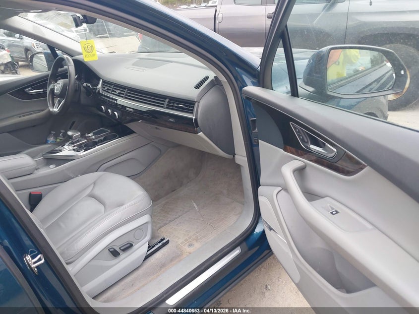 2018 Audi Q7 VIN WA1LAAF78JD039427 IAAI salvage auction — FRONT END, Salvage (Massachusetts), sold $6,300 on 2026-07-10 (photo 5)