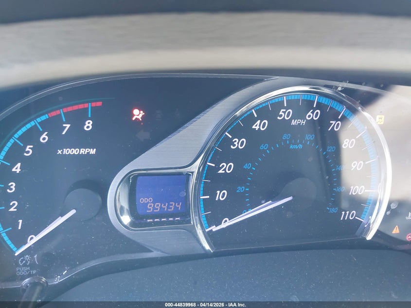 2011 Toyota Sienna VIN 5TDDK3DC8BS005593 IAAI salvage auction — FRONT & REAR, Salvage (California), sold $600 on 2026-07-15 (photo 7)