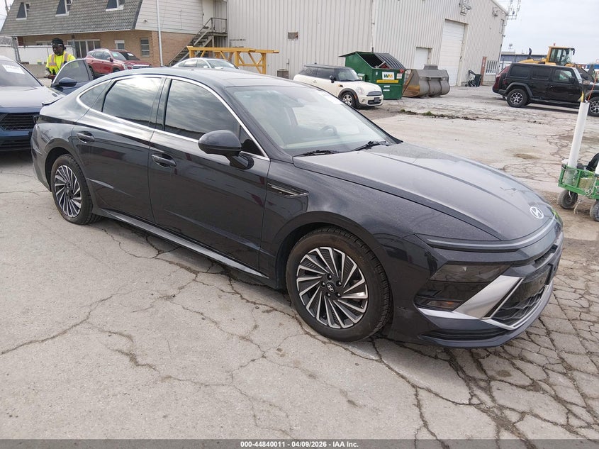 2024 Hyundai VIN KMHL54JJ9RA097926 IAAI salvage auction — LEFT FRONT, Salvage Title, sold $8,900 on 2026-07-07 (photo 1)